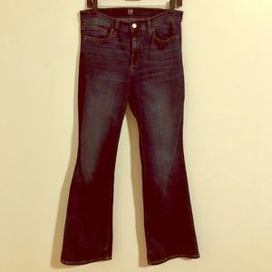 Gap size 8/29 short boot cut jeans